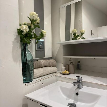 Charmant Studio, Plein Centre Apartman L'Isle-sur-la-Sorgue Kültér fotó